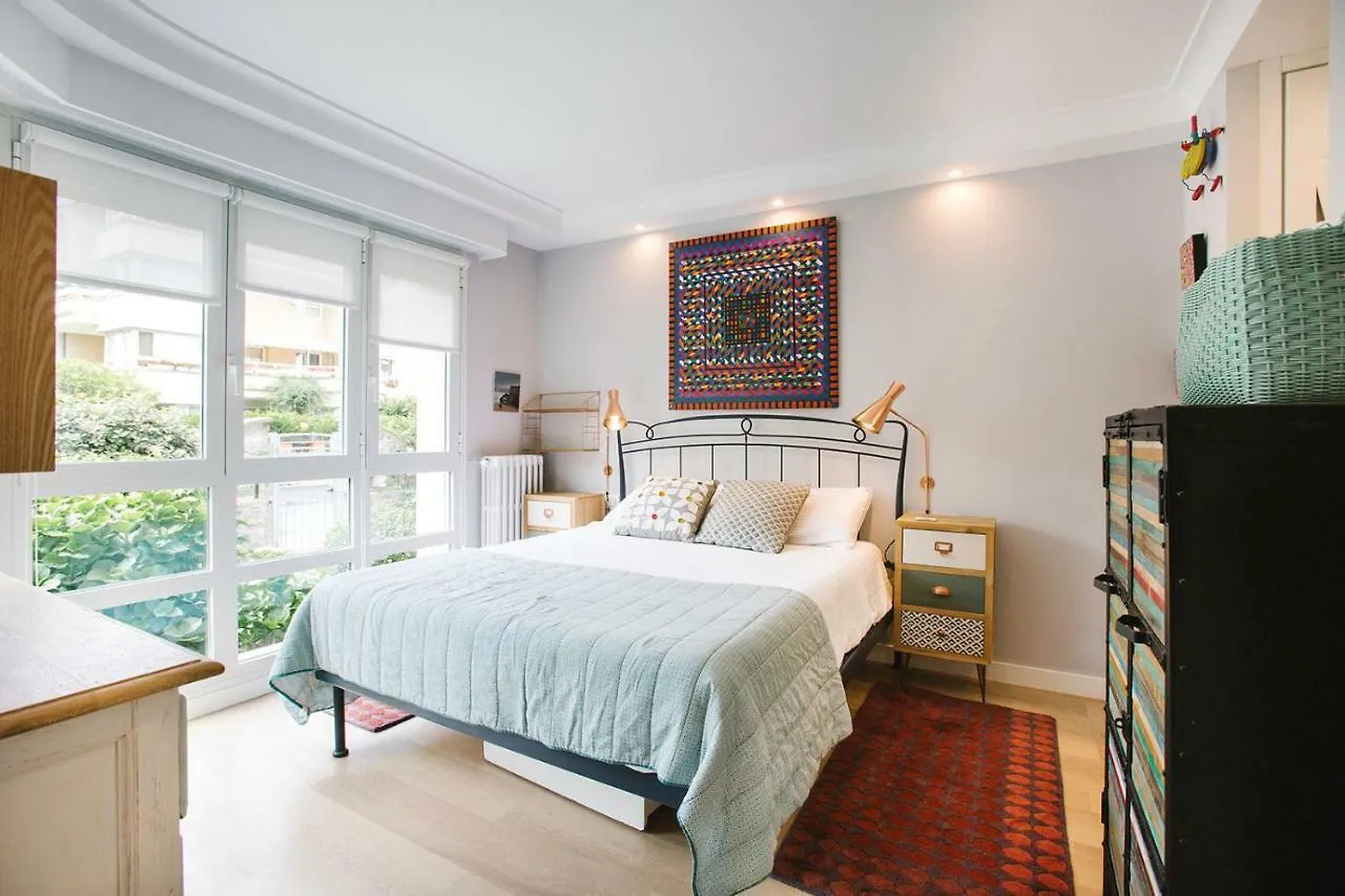 Ondarreta Villa Apartment San Sebastian Spain
